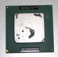Intel Celeron 900MHz