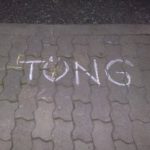 Tüng!